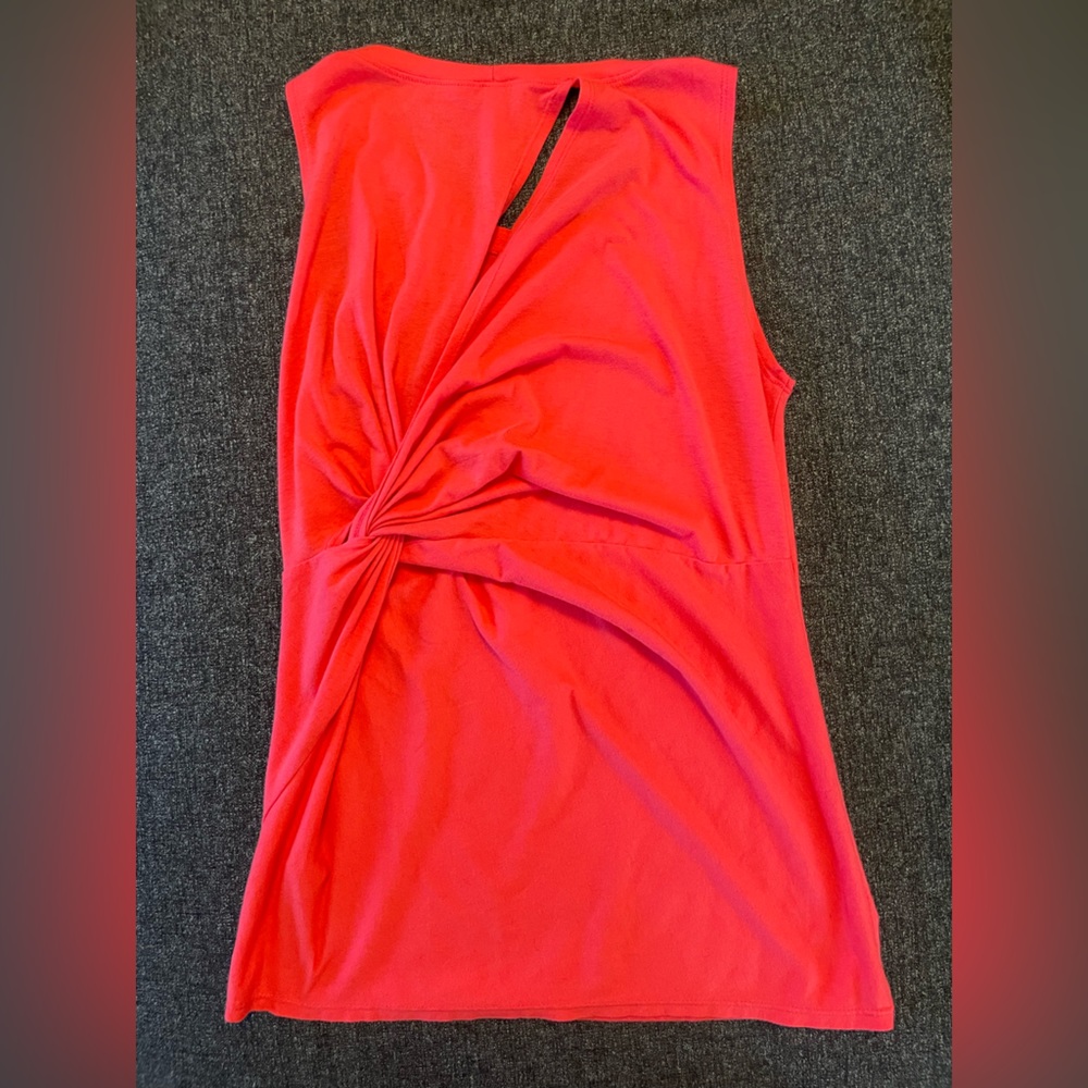 Fabletics Active Sleeveless Back Twist Knot Top - Picture 4 of 9